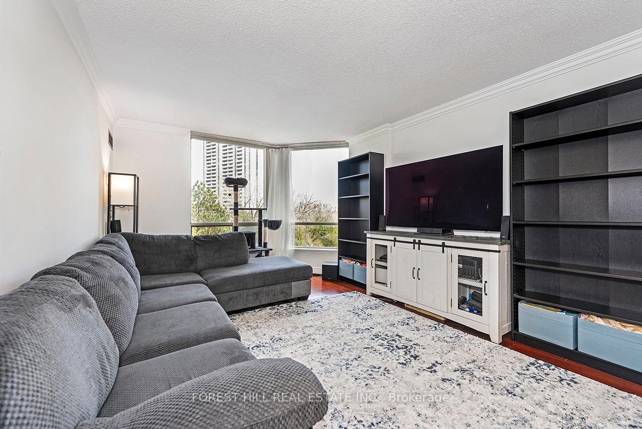Photo 13 of Unit 510, 3 Hickory Tree Road, North York, Weston — HOMEH