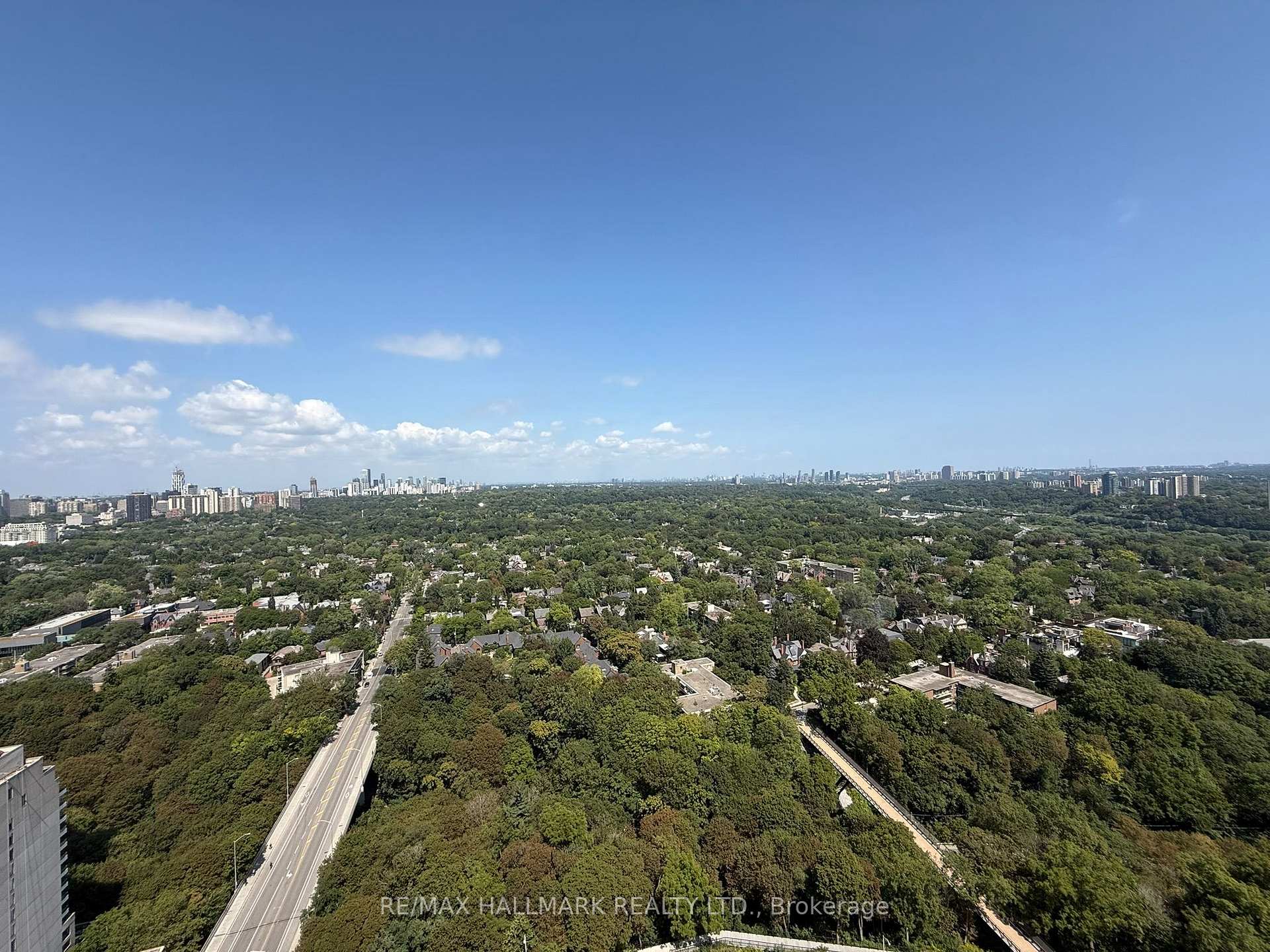 Photo 18 of Unit 3505, 609 Sherbourne Street, Toronto, North St. James Town — HOMEH