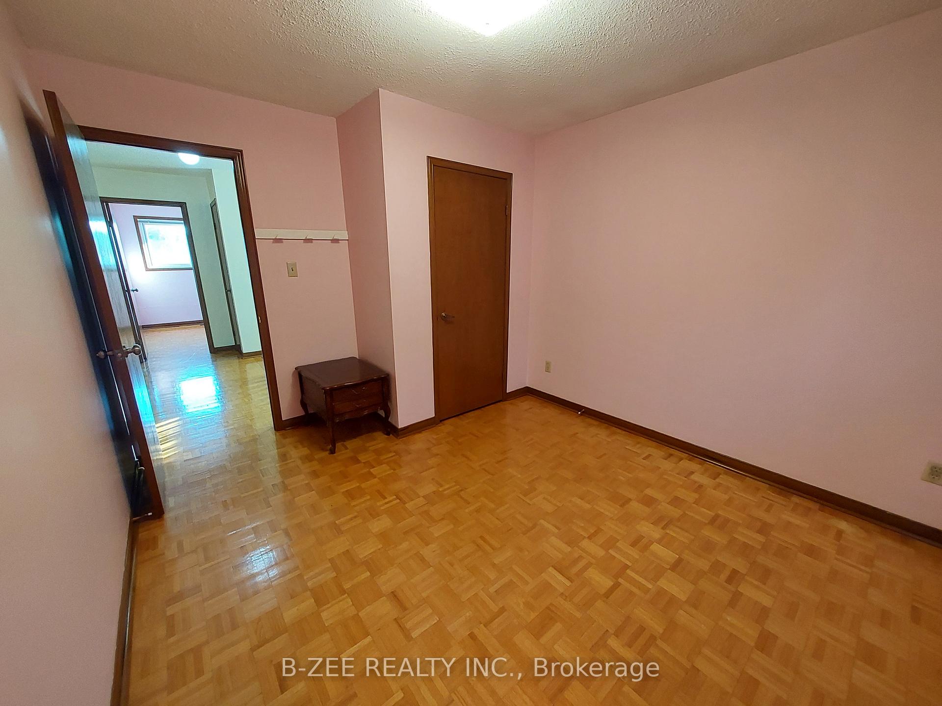 Photo 19 of 4174 Pascal Court, Mississauga, Rathwood — HOMEH