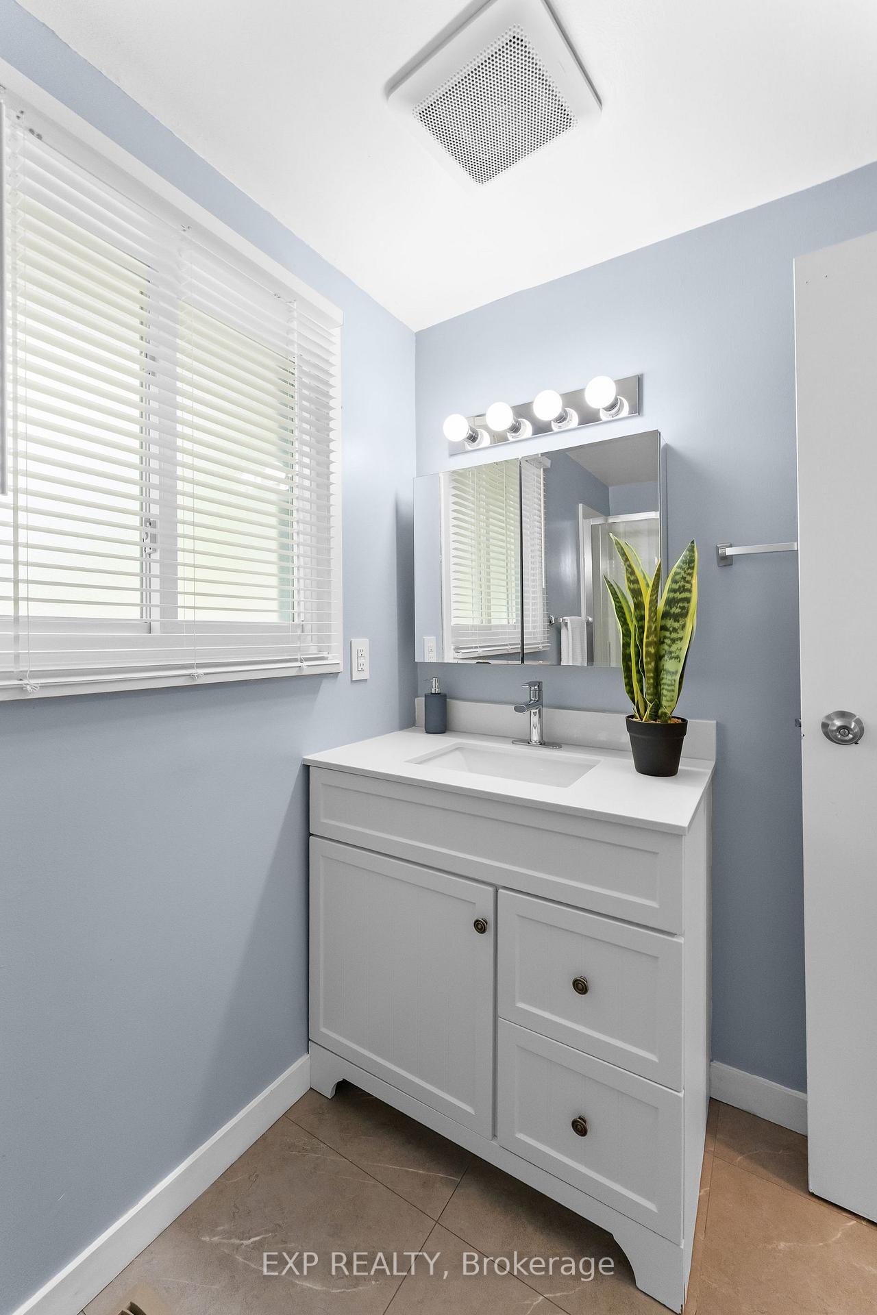 Photo 20 of Unit 10, 3322 Addison Avenue, Niagara Falls, Church's Lane — HOMEH