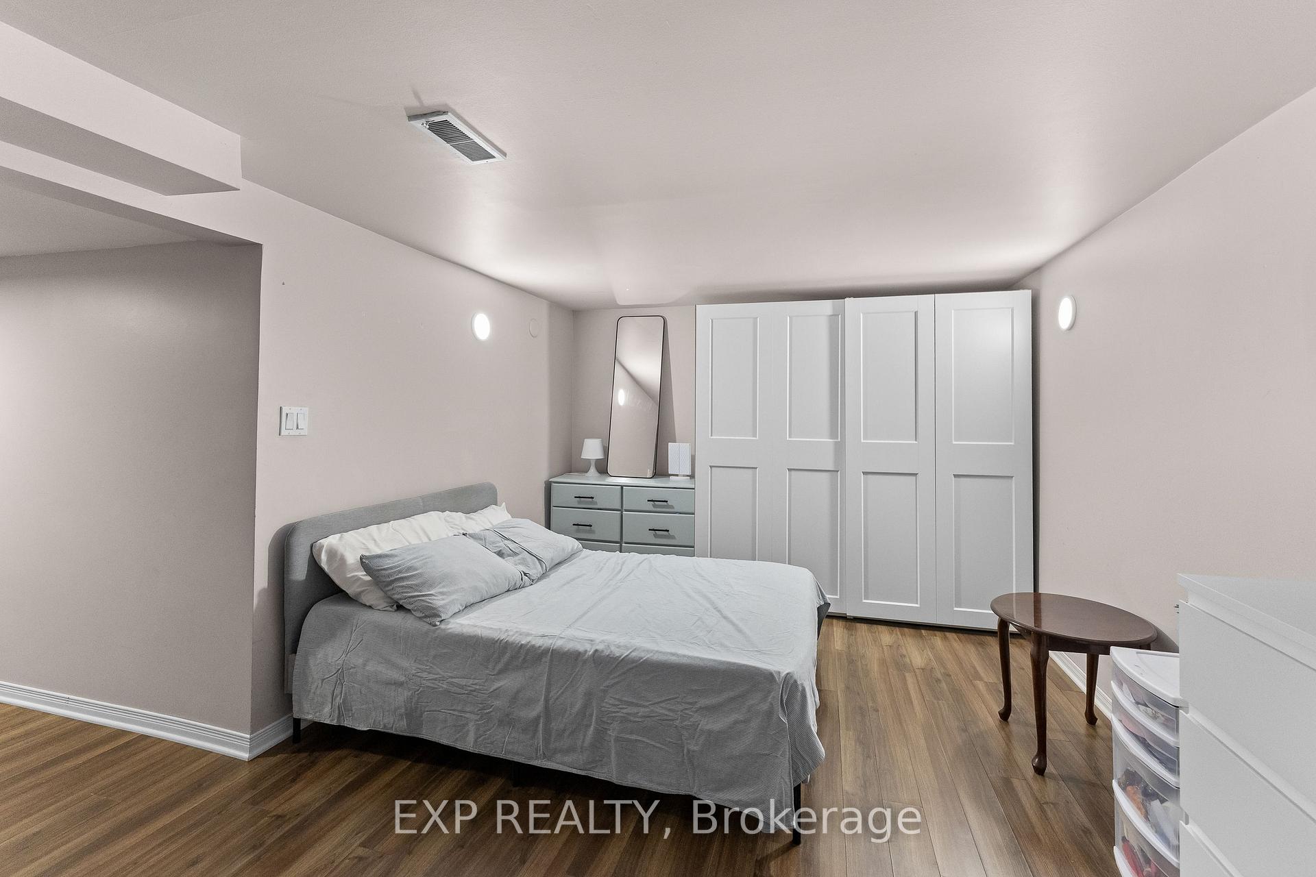 Photo 23 of Unit 10, 3322 Addison Avenue, Niagara Falls, Church's Lane — HOMEH