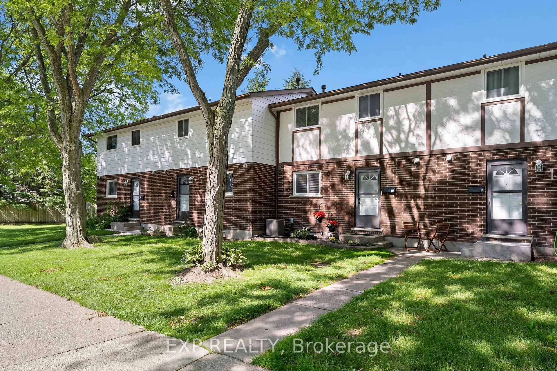 Photo 29 of Unit 10, 3322 Addison Avenue, Niagara Falls, Church's Lane — HOMEH