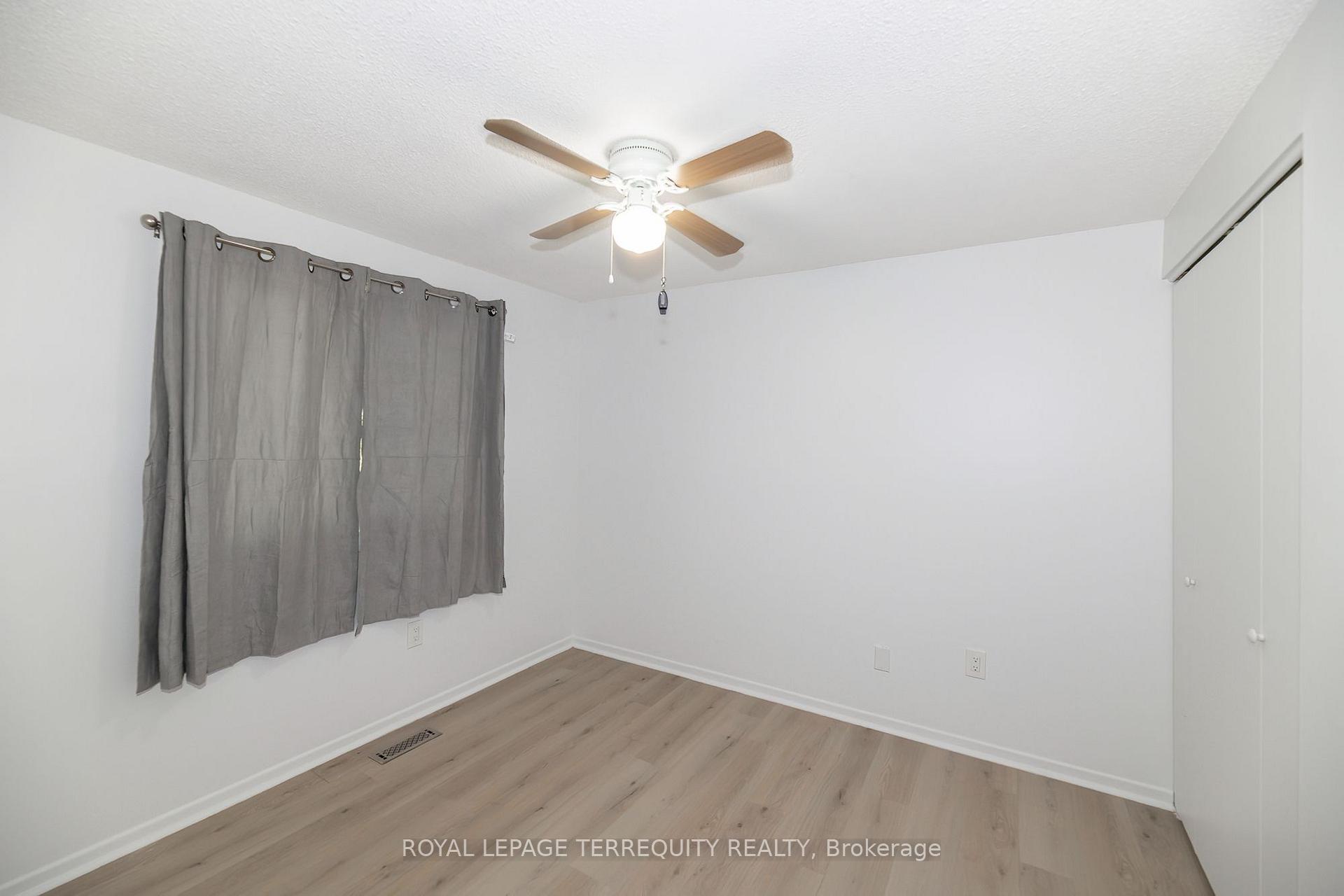 Photo 17 of 1214 Trowbridge Drive, Oshawa, Centennial — HOMEH