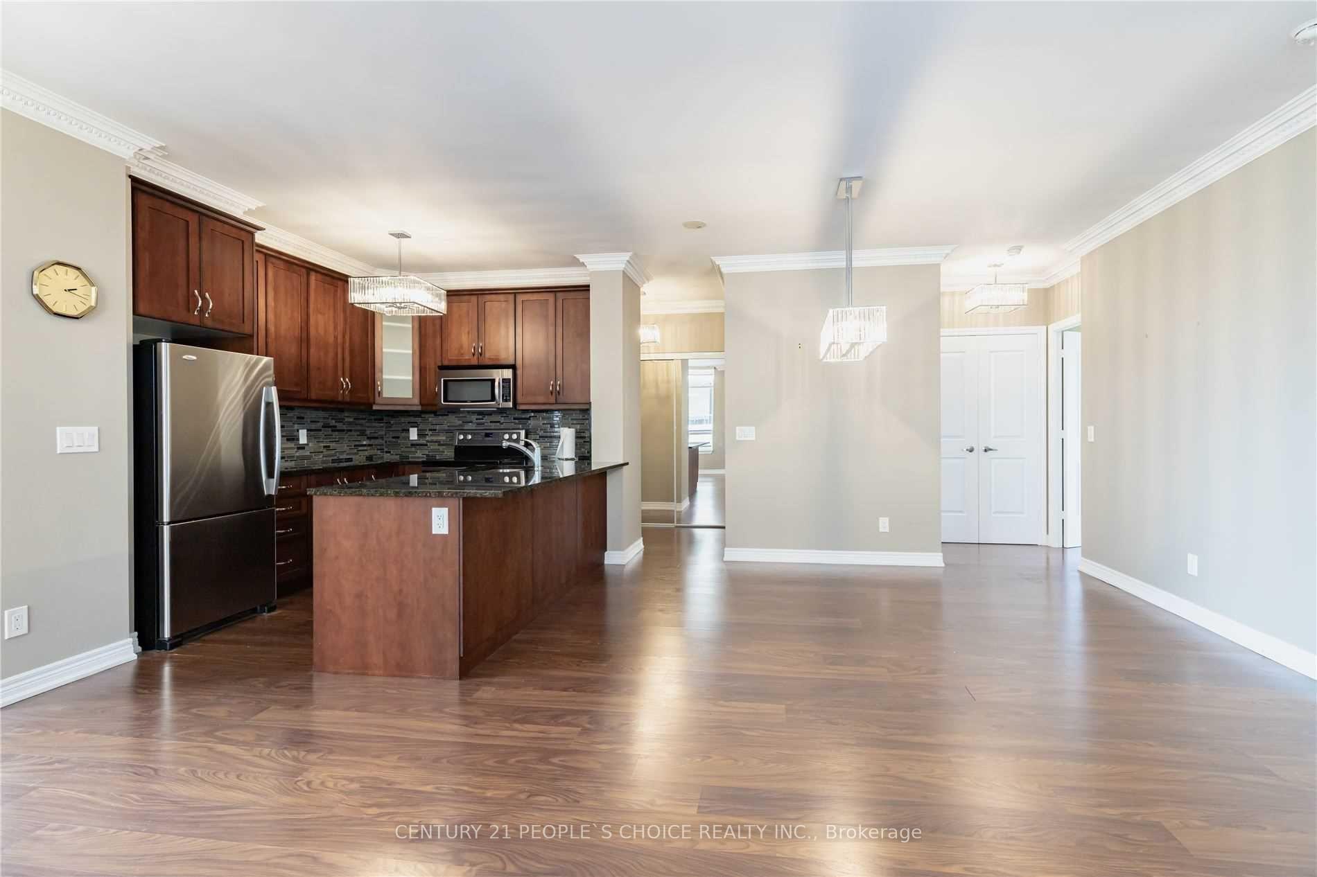 Photo 6 of Unit 704, 9245 Jane Street, Vaughan, Maple — HOMEH
