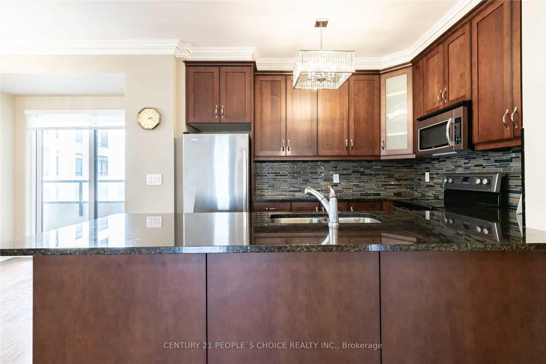 Photo 8 of Unit 704, 9245 Jane Street, Vaughan, Maple — HOMEH