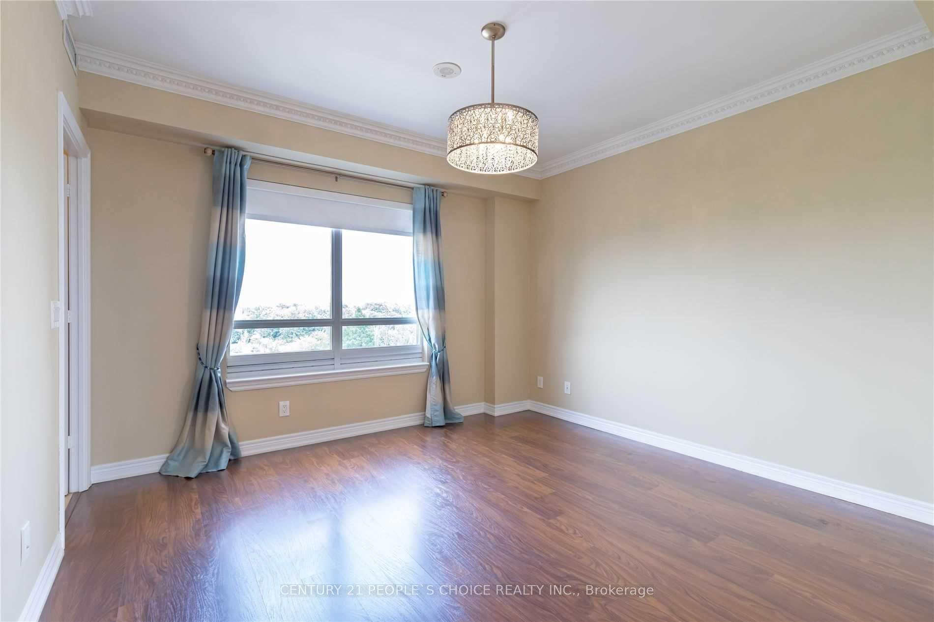 Photo 11 of Unit 704, 9245 Jane Street, Vaughan, Maple — HOMEH