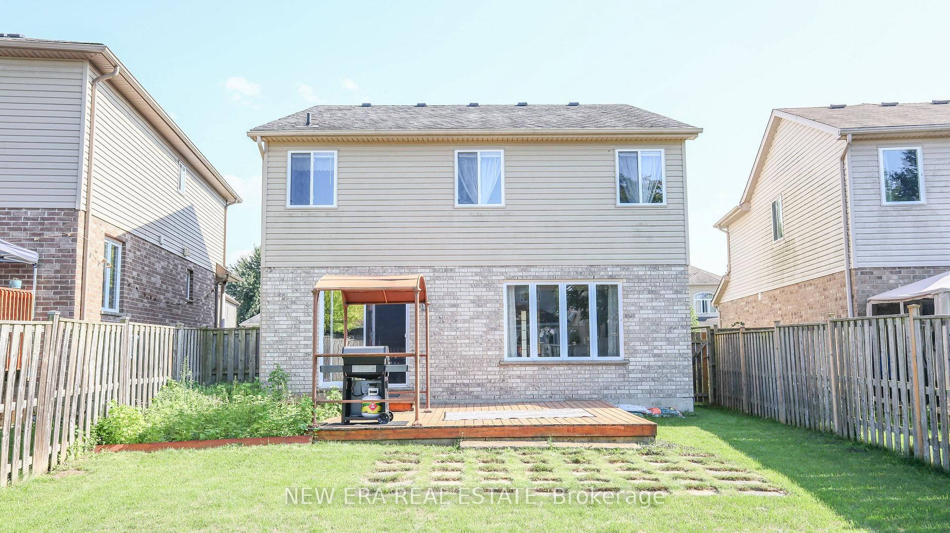 Photo 33 of 932 Grenfell Drive, London, North C — HOMEH