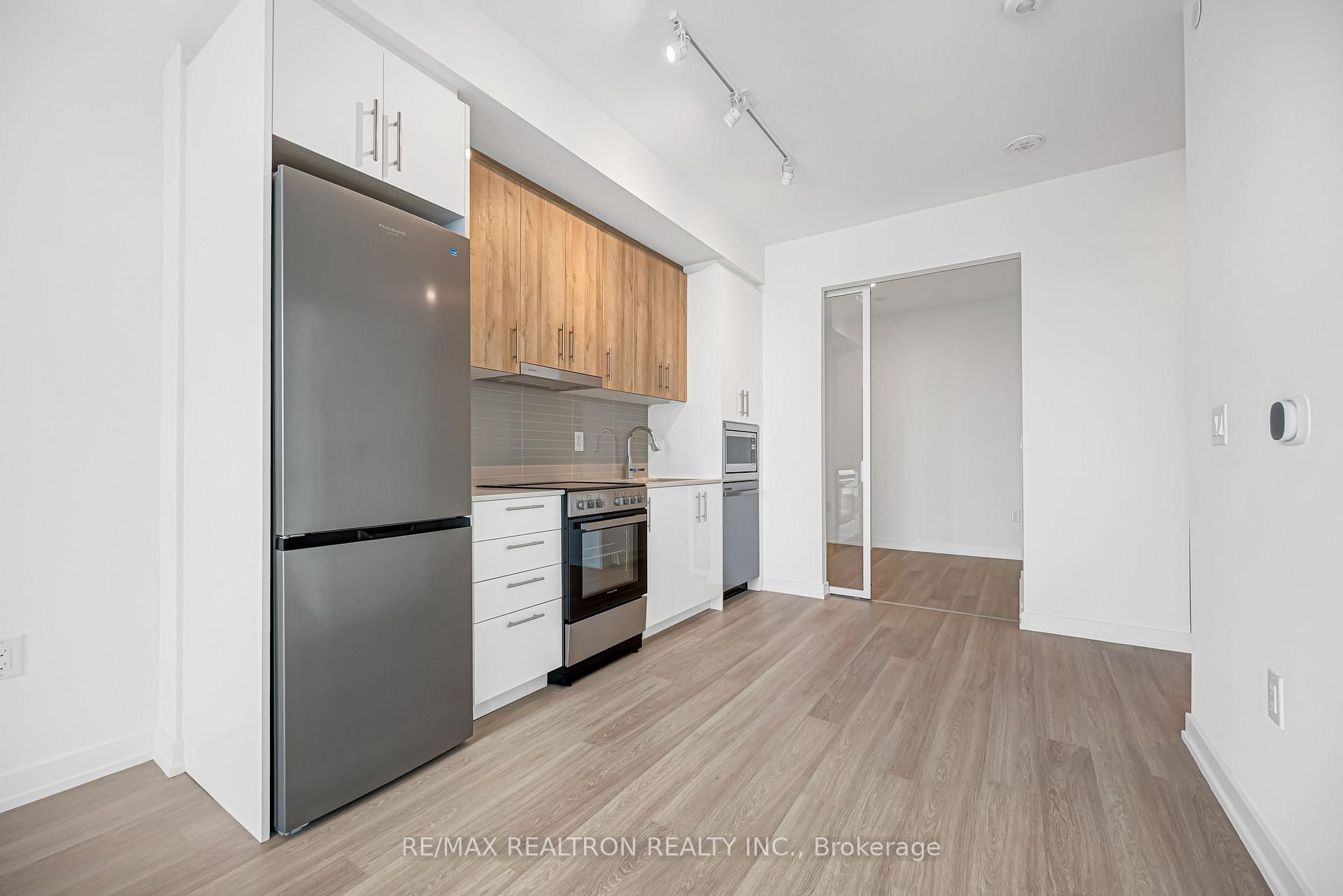 Photo 17 of Unit B2008, 9751 Markham Road, Markham, Greensborough — HOMEH