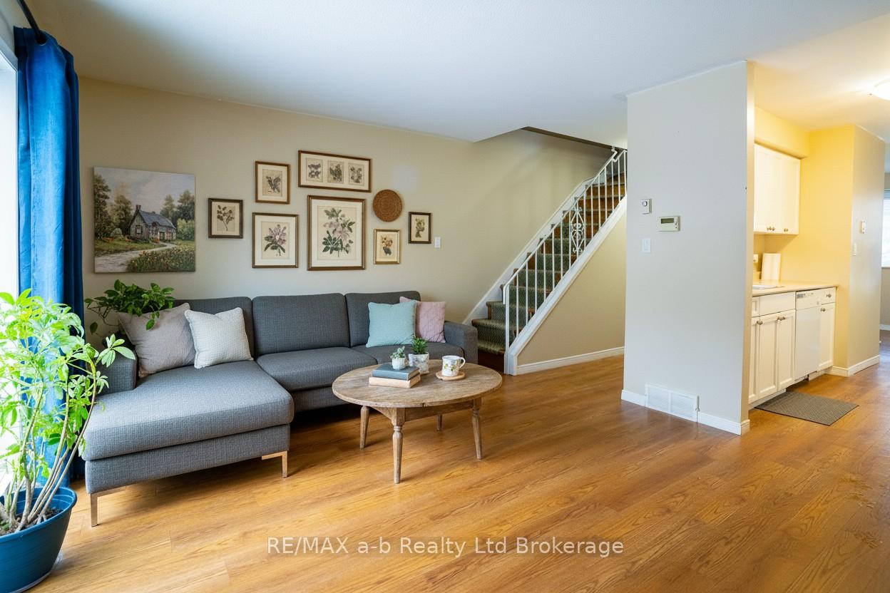 Photo 2 of Unit 1, 10 Dufferin Street, Norwich, Norwich Town — HOMEH