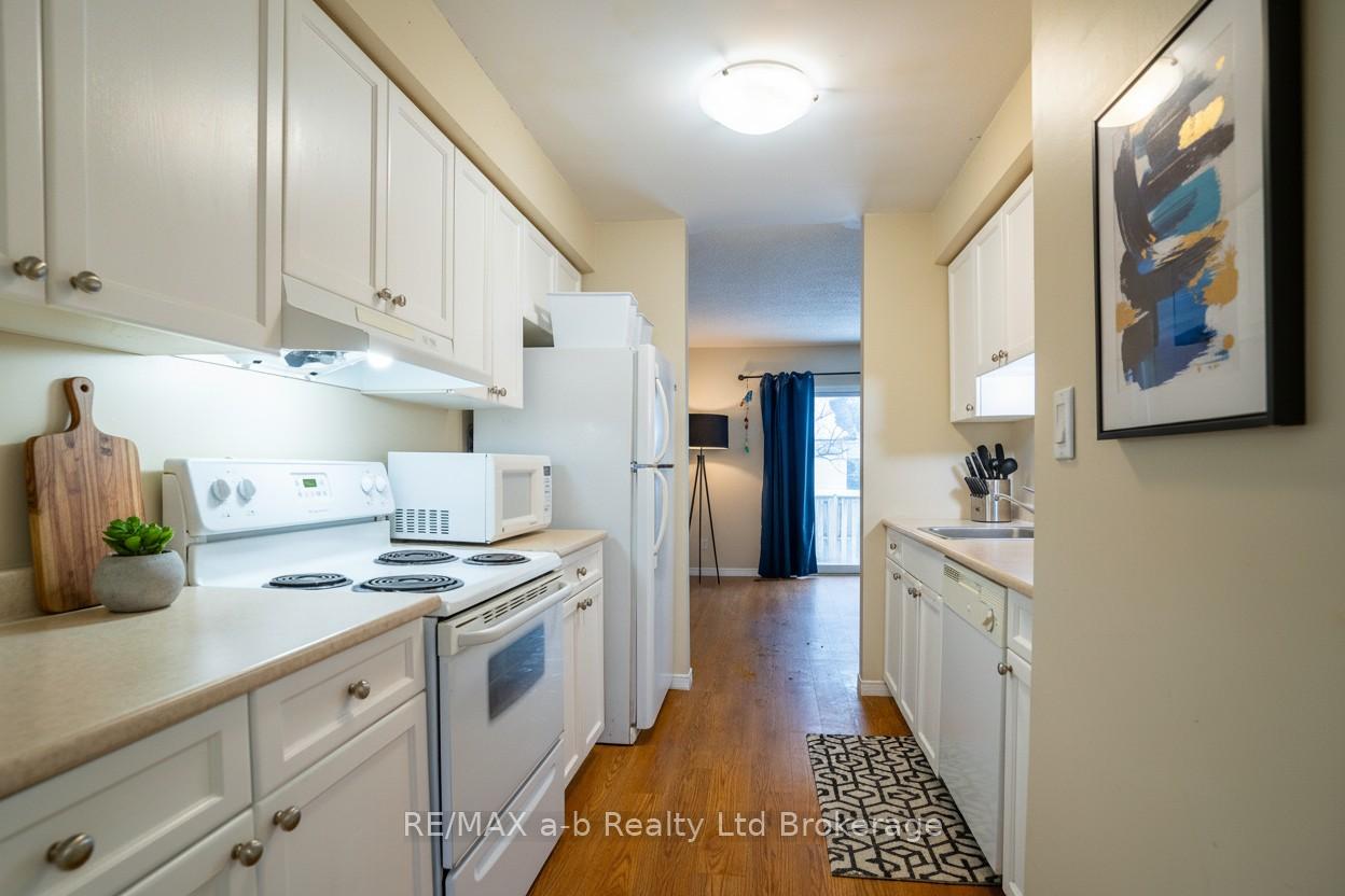 Photo 4 of Unit 1, 10 Dufferin Street, Norwich, Norwich Town — HOMEH