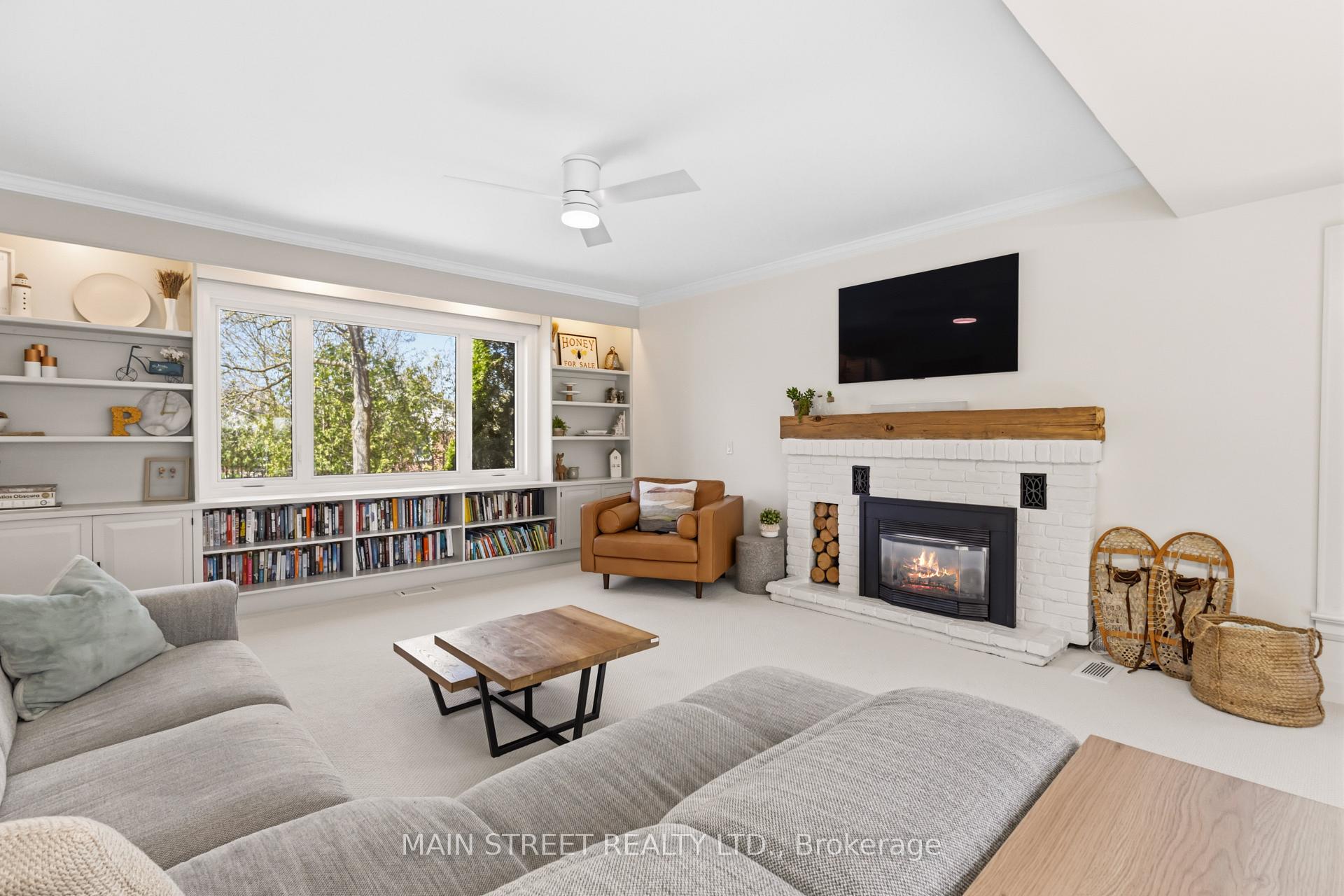 Photo 7 of 162 Maple Street, Uxbridge — HOMEH