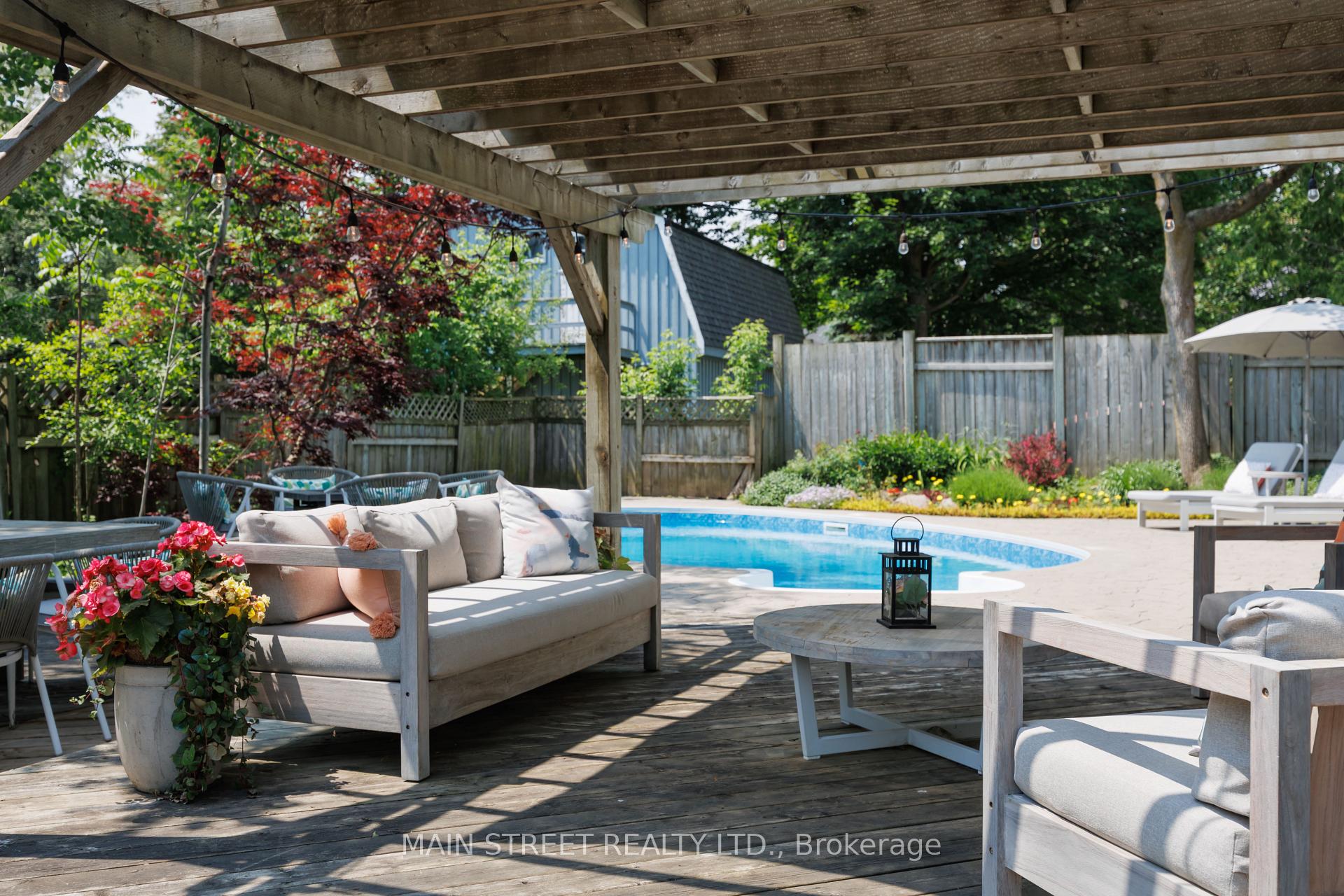 Photo 35 of 162 Maple Street, Uxbridge — HOMEH