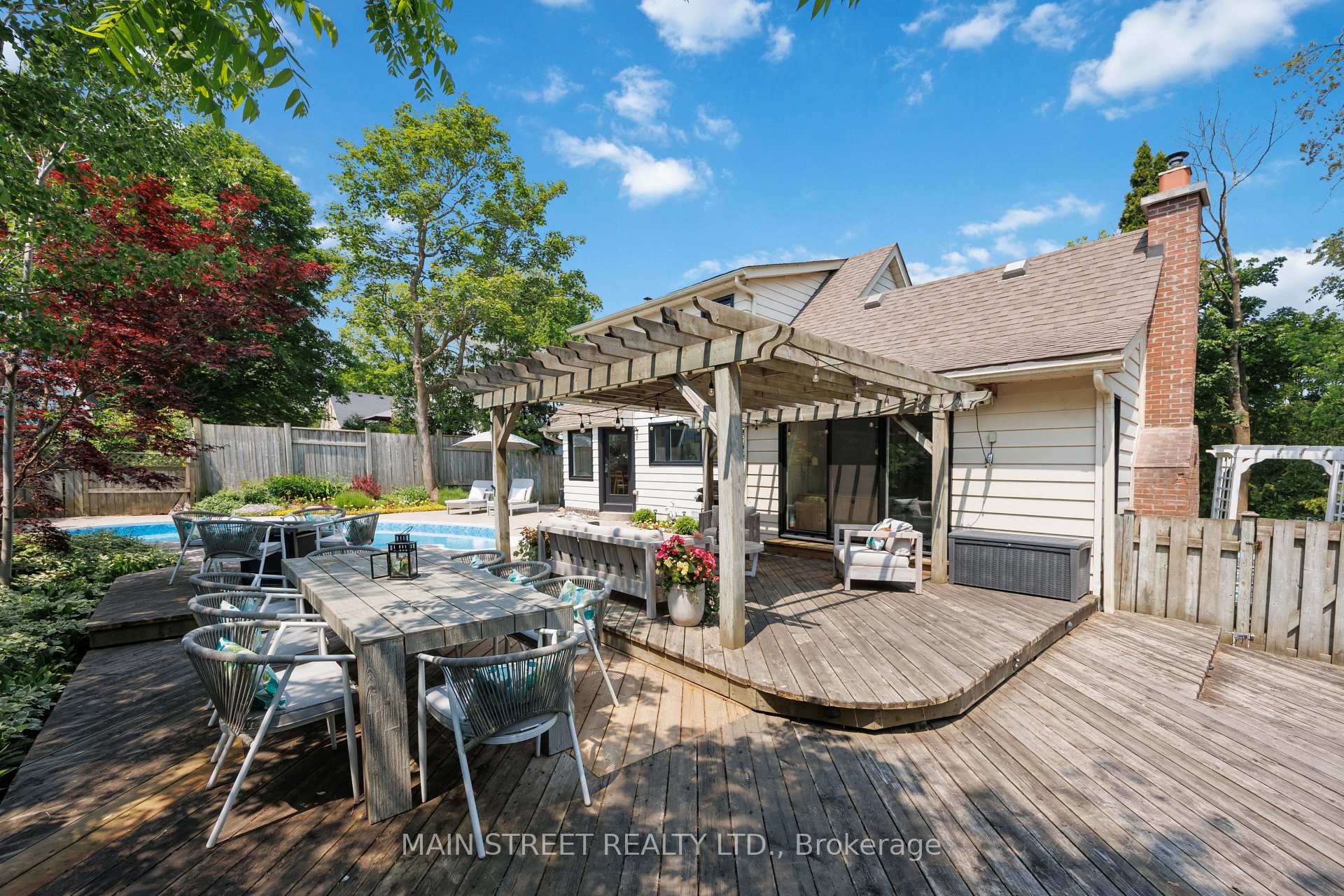 Photo 38 of 162 Maple Street, Uxbridge — HOMEH