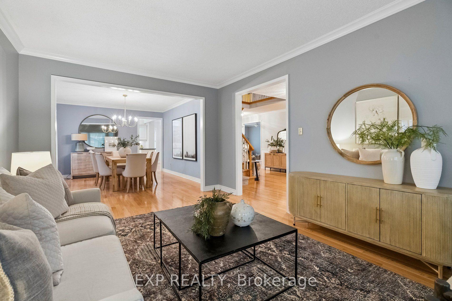 Photo 11 of 209 Nottingham Drive, Oakville, College Park — HOMEH