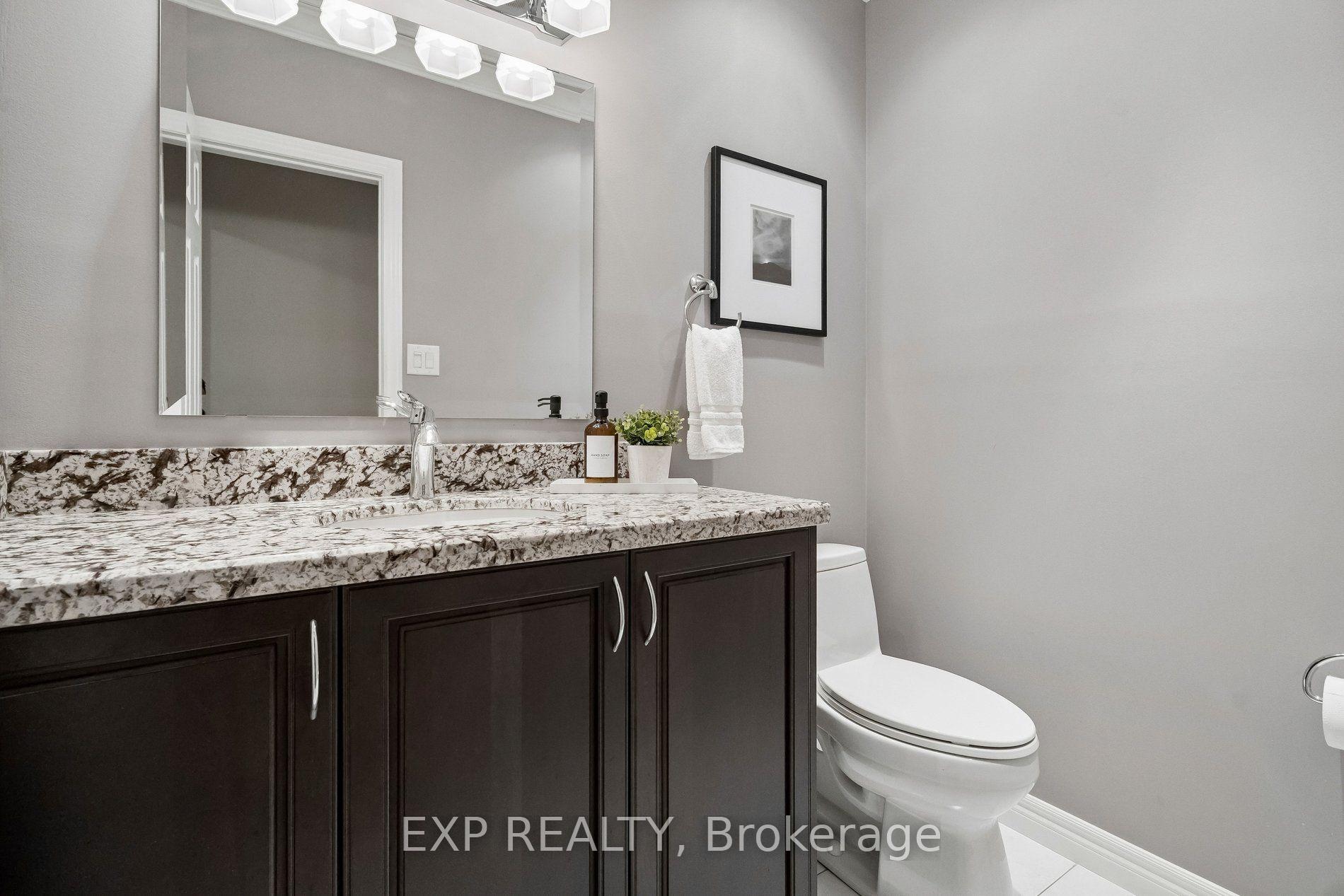 Photo 29 of 209 Nottingham Drive, Oakville, College Park — HOMEH