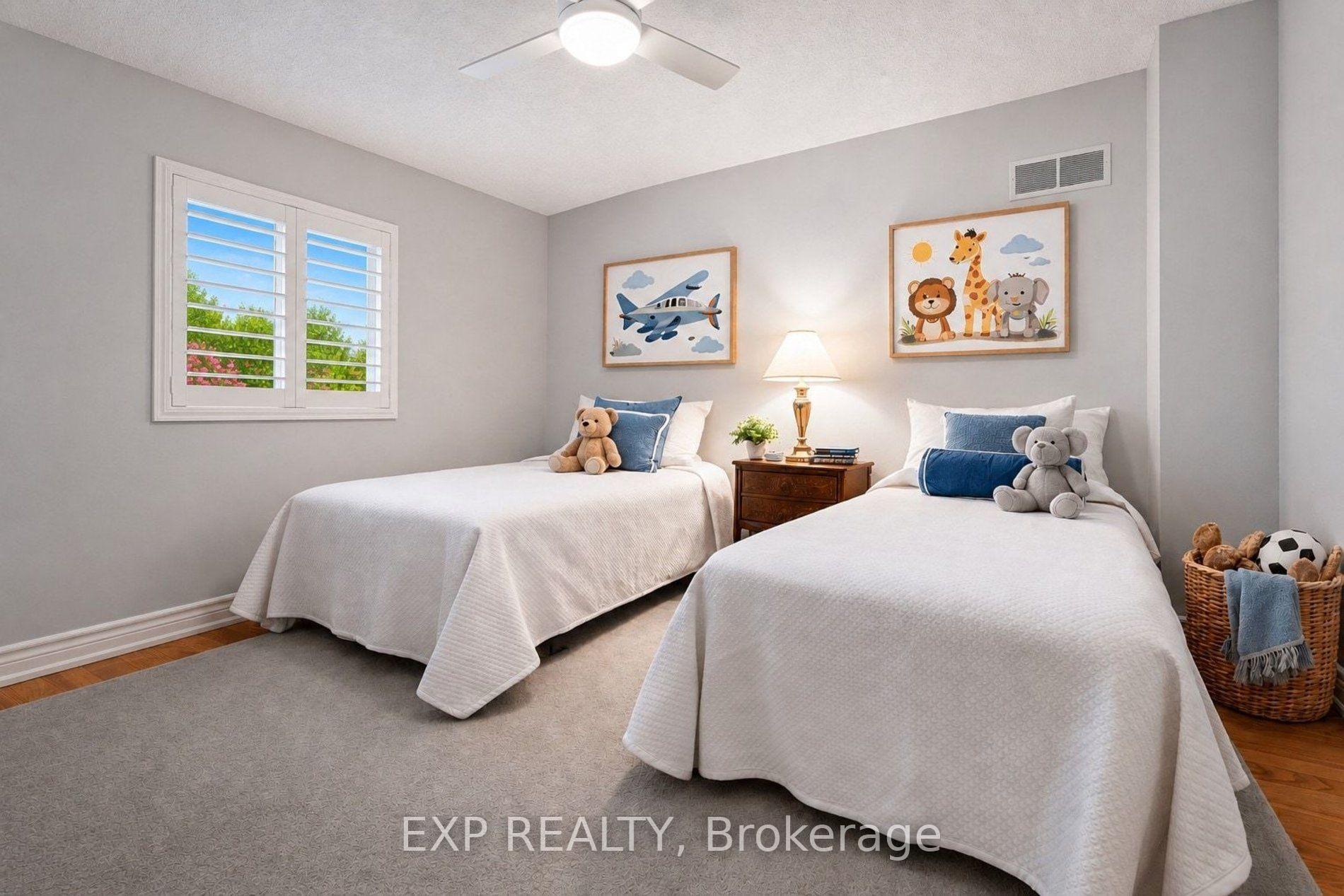 Photo 38 of 209 Nottingham Drive, Oakville, College Park — HOMEH