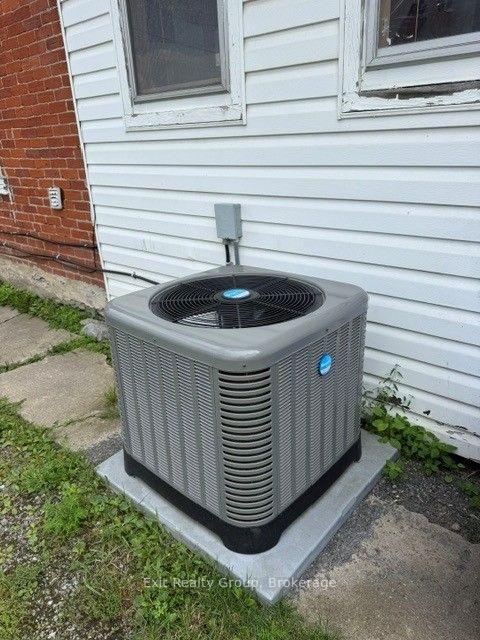 Photo 4 of 36 Bettes Street, Belleville, Belleville Ward — HOMEH