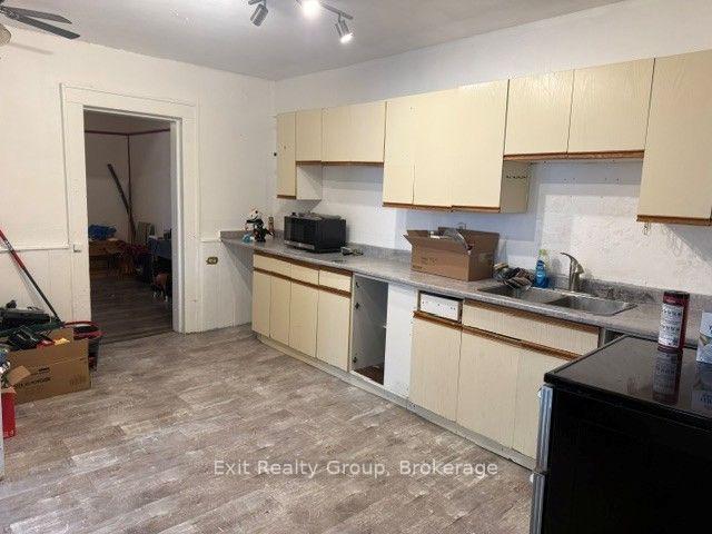 Photo 7 of 36 Bettes Street, Belleville, Belleville Ward — HOMEH