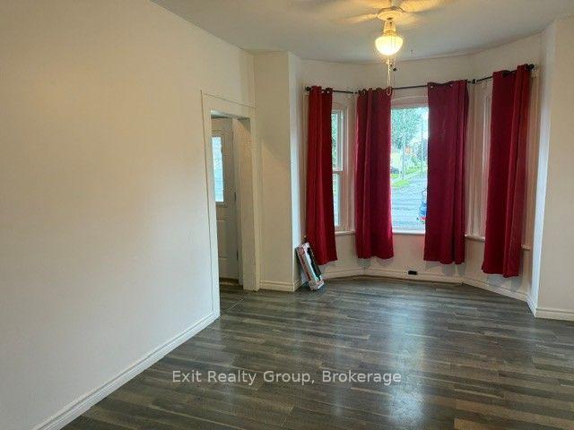 Photo 10 of 36 Bettes Street, Belleville, Belleville Ward — HOMEH