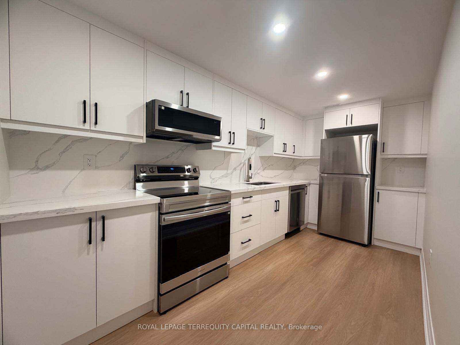 Photo 5 of Unit Unit 2, 284 Livingstone Street W, Barrie, Northwest — HOMEH
