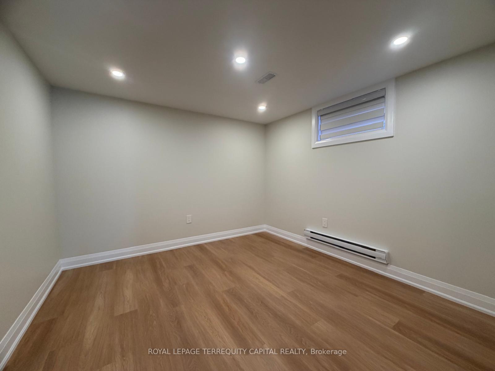 Photo 6 of Unit Unit 2, 284 Livingstone Street W, Barrie, Northwest — HOMEH