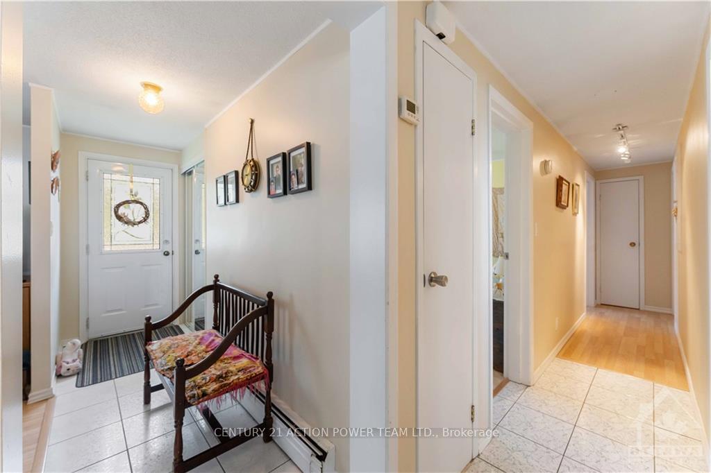 Photo 3 of 1512 Blackheath Street N, Ottawa, Bilberry Creek/Queenswood Heights — HOMEH