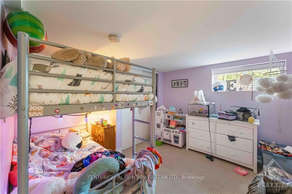 Photo 24 of 1512 Blackheath Street N, Ottawa, Bilberry Creek/Queenswood Heights — HOMEH