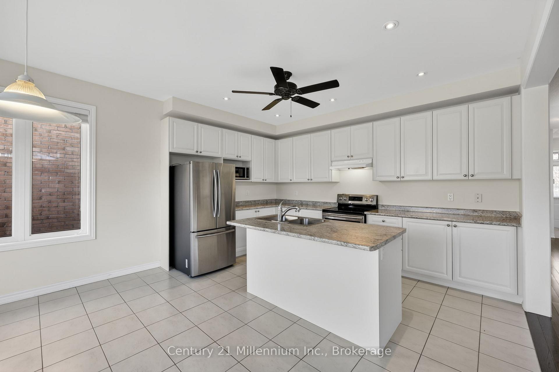 Photo 5 of 18 Marks Road, Springwater, Centre Vespra — HOMEH