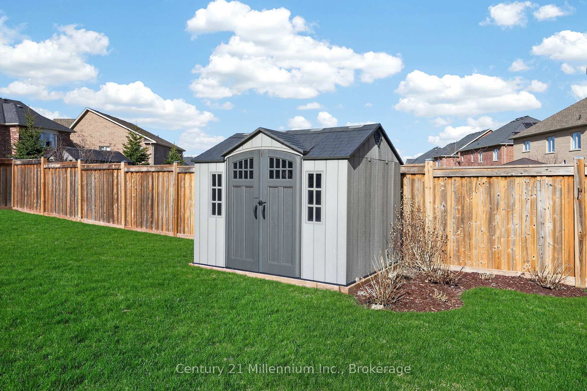 Photo 19 of 18 Marks Road, Springwater, Centre Vespra — HOMEH