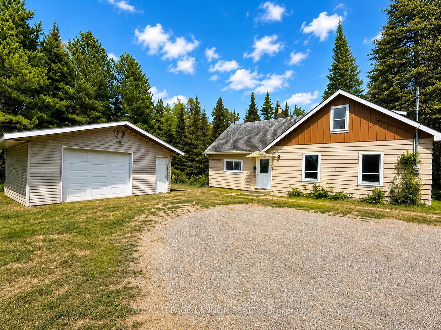 Photo 2 of 170 Hazelwood Drive, Thunder Bay, McIntyre North — HOMEH
