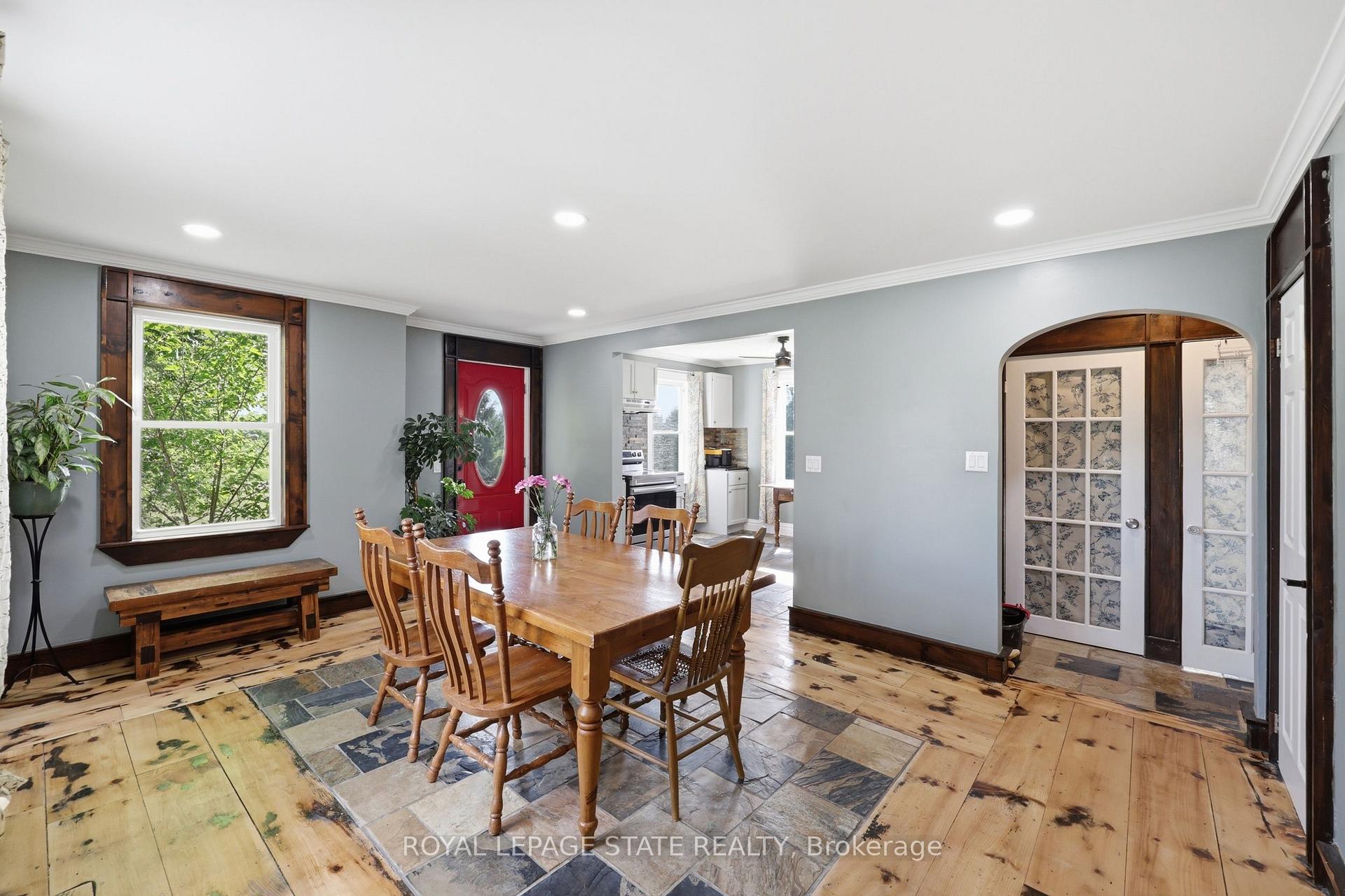 Photo 14 of 97 Smith Road, Hamilton, Rural Stoney Creek — HOMEH