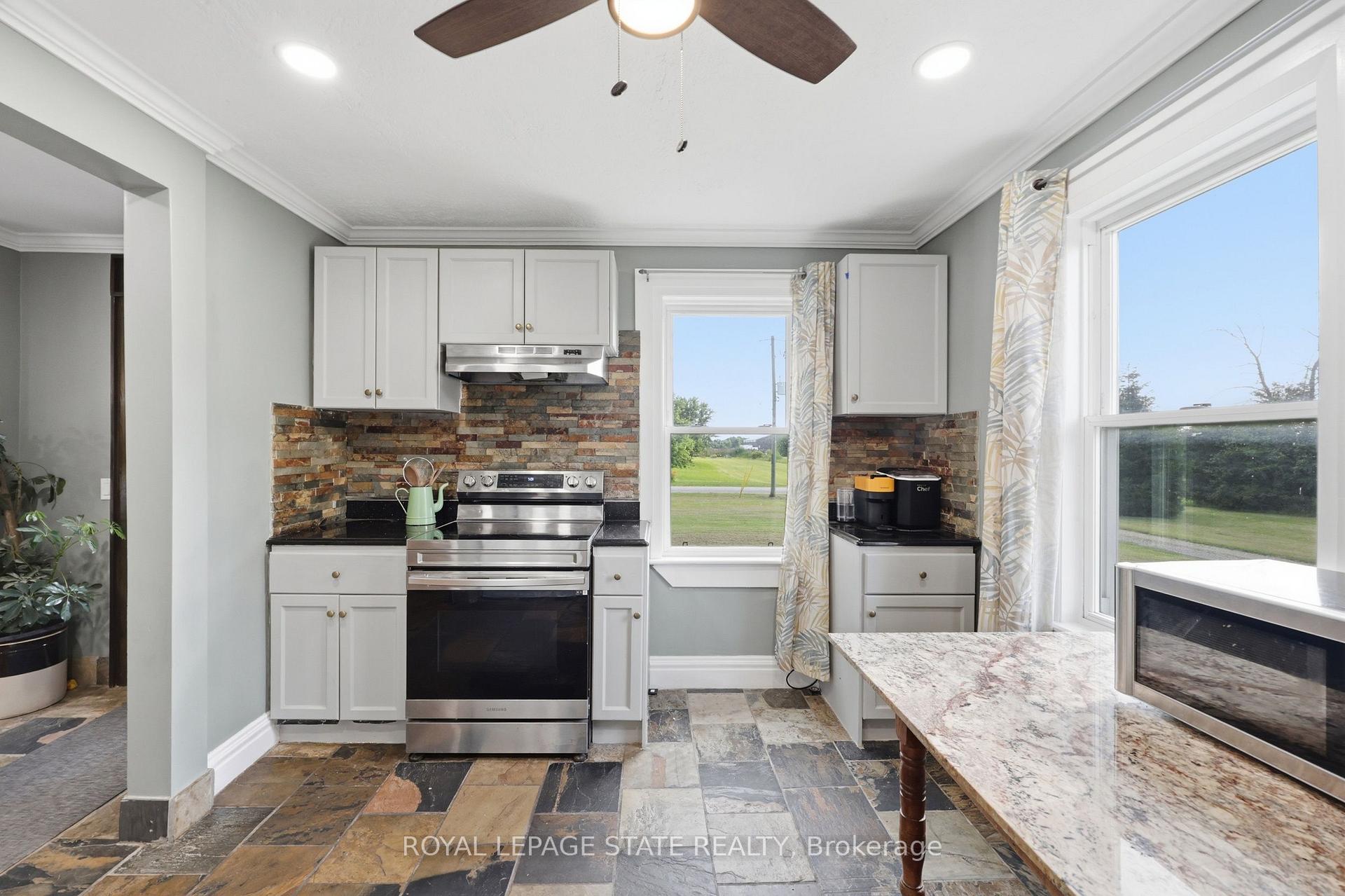 Photo 17 of 97 Smith Road, Hamilton, Rural Stoney Creek — HOMEH