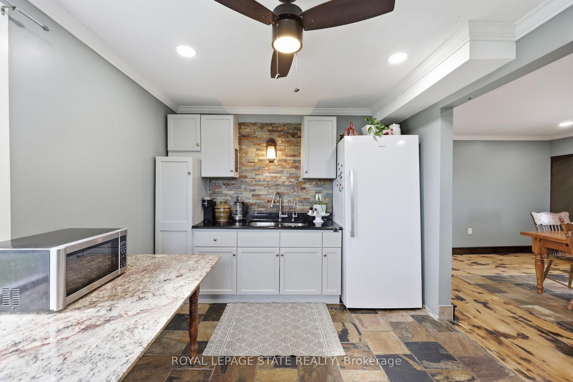 Photo 18 of 97 Smith Road, Hamilton, Rural Stoney Creek — HOMEH