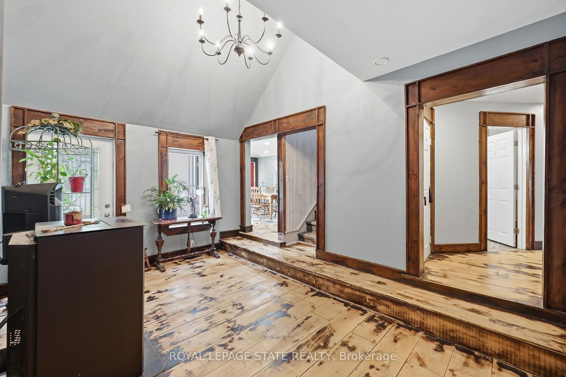 Photo 22 of 97 Smith Road, Hamilton, Rural Stoney Creek — HOMEH