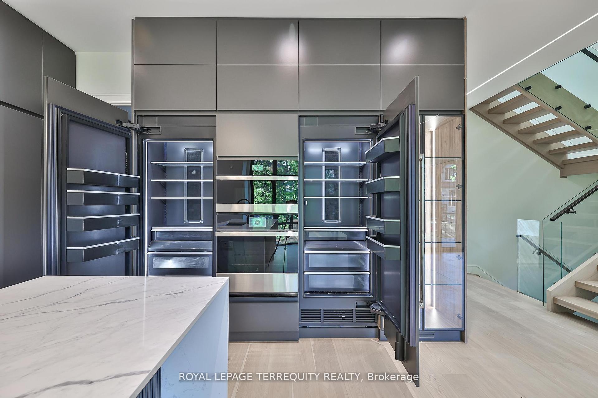 Photo 18 of 741 Woburn Avenue, Toronto, Bedford Park-Nortown — HOMEH