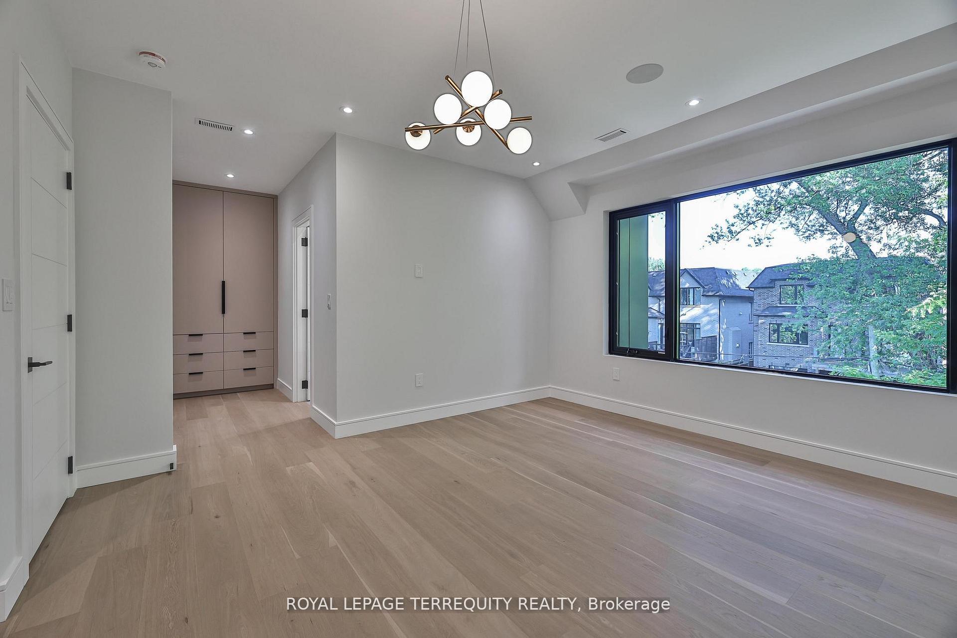 Photo 25 of 741 Woburn Avenue, Toronto, Bedford Park-Nortown — HOMEH