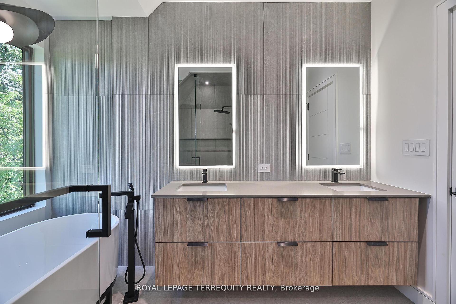 Photo 27 of 741 Woburn Avenue, Toronto, Bedford Park-Nortown — HOMEH