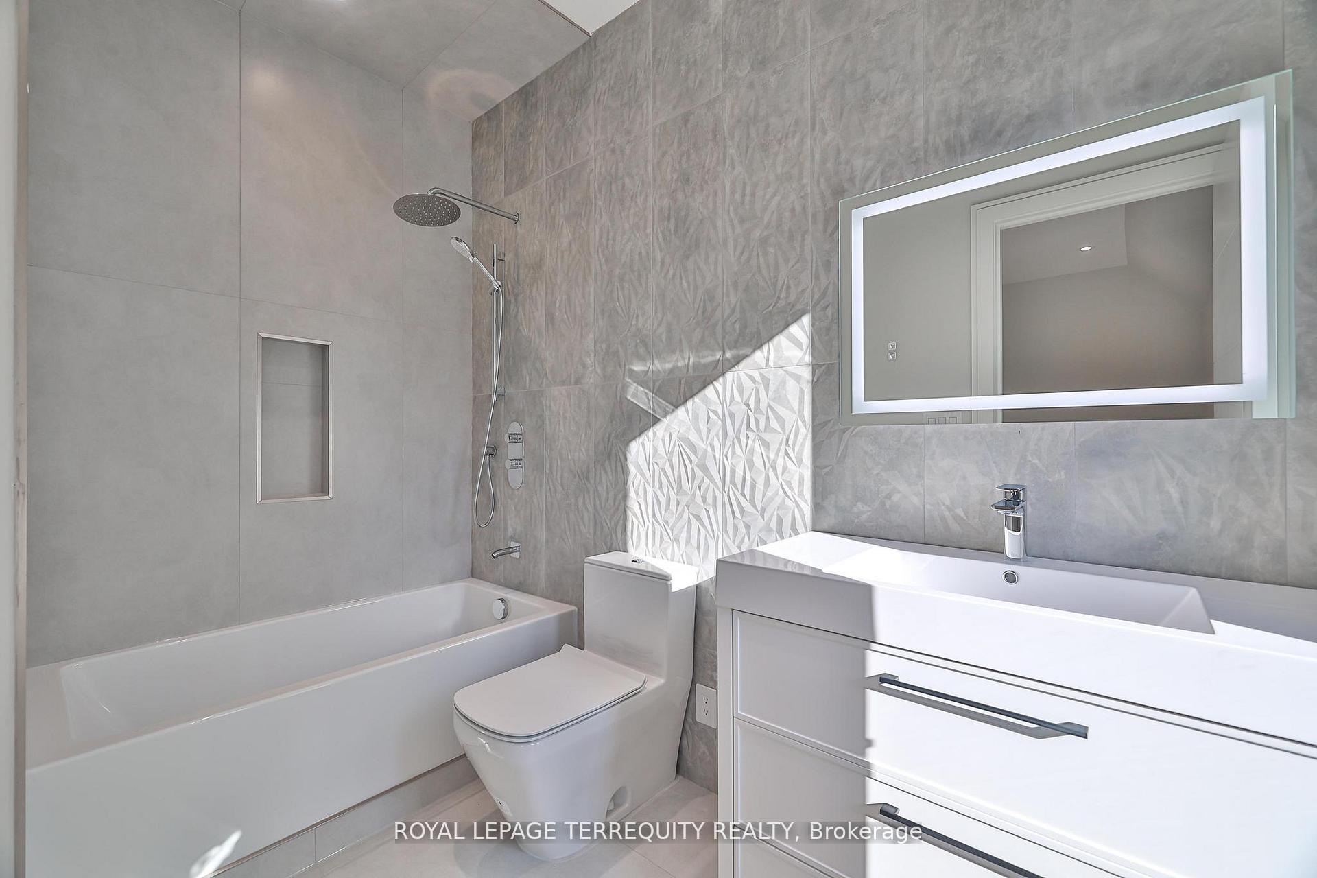 Photo 29 of 741 Woburn Avenue, Toronto, Bedford Park-Nortown — HOMEH