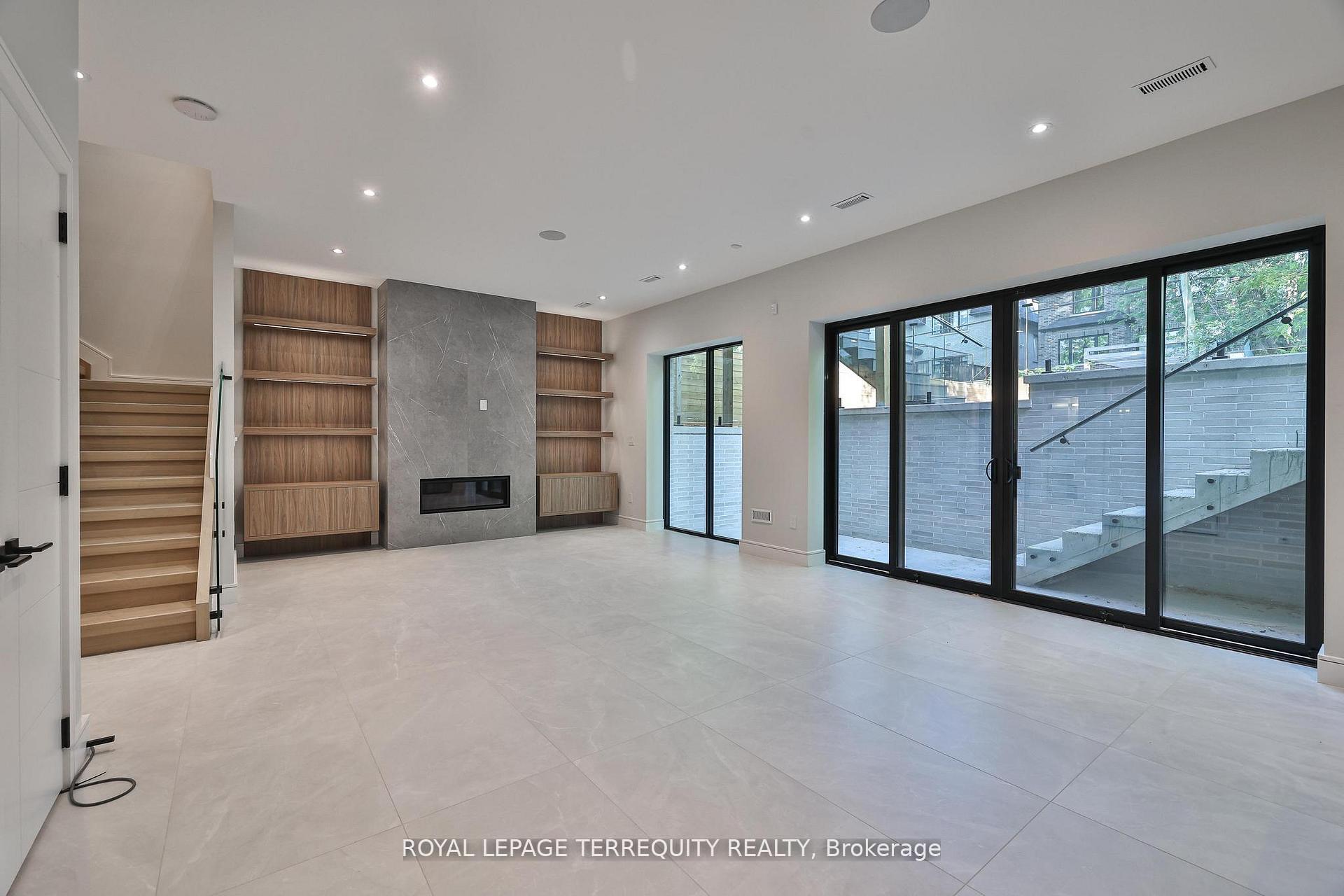 Photo 43 of 741 Woburn Avenue, Toronto, Bedford Park-Nortown — HOMEH