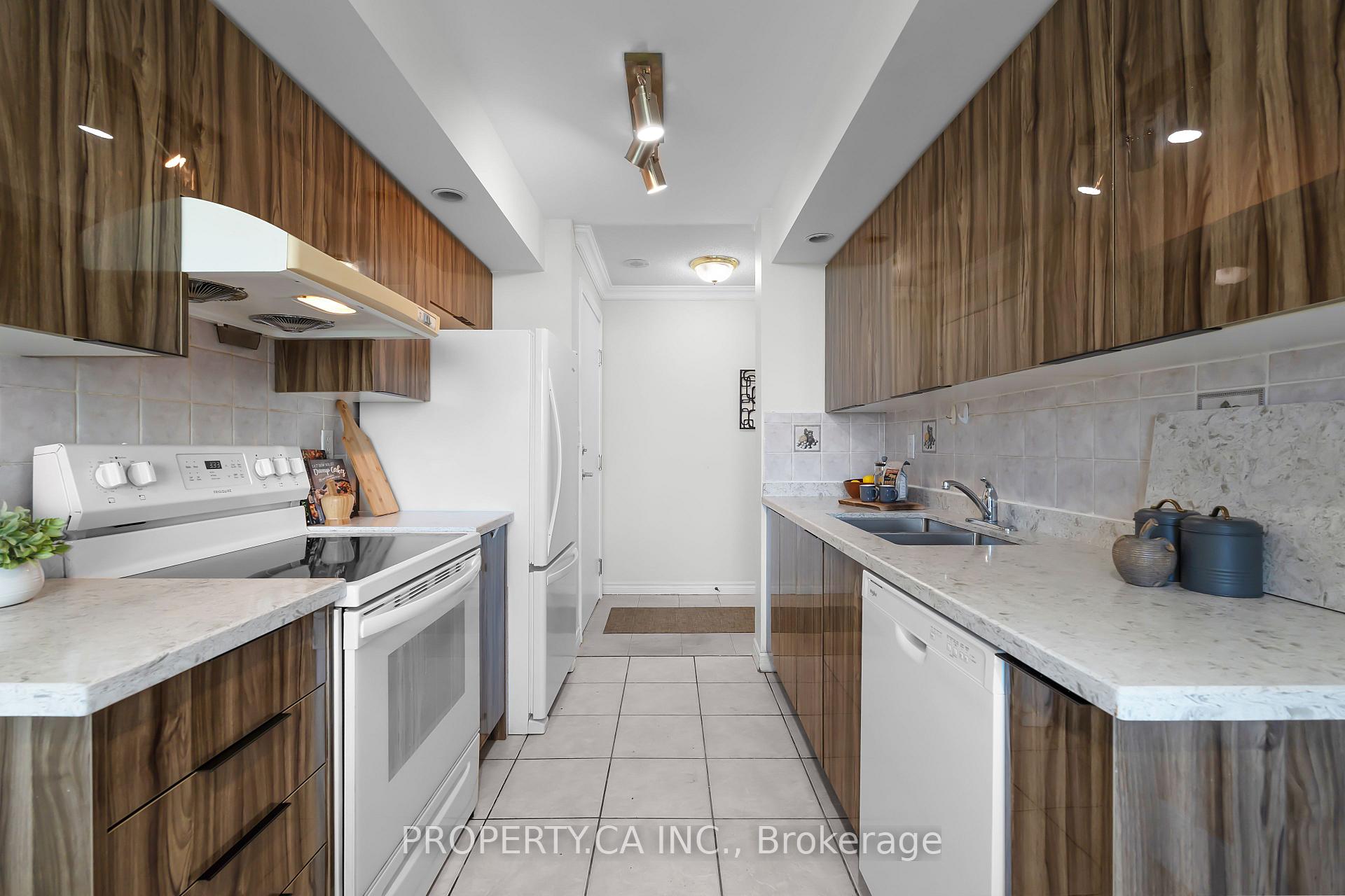 Photo 7 of Unit 962, 123 Omni Drive, Scarborough, Bendale — HOMEH