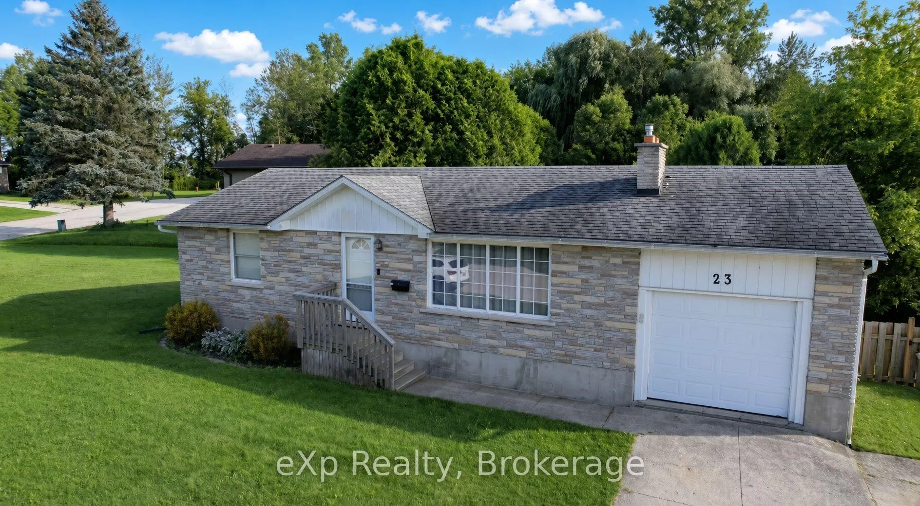 Photo 2 of 23 Valleyside Drive, Brockton — HOMEH