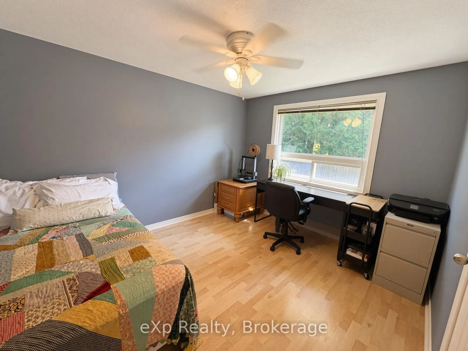 Photo 12 of 23 Valleyside Drive, Brockton — HOMEH
