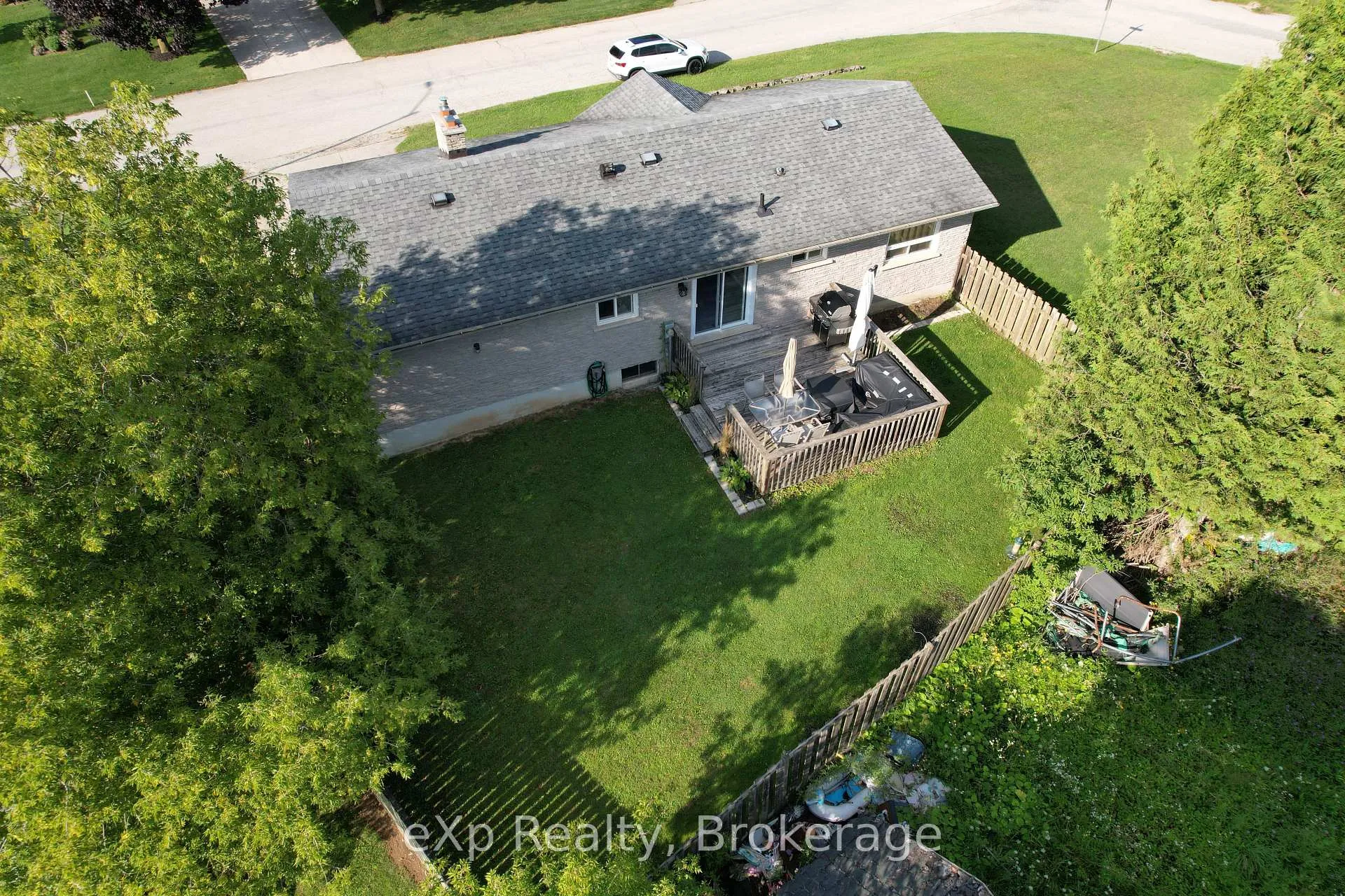 Photo 28 of 23 Valleyside Drive, Brockton — HOMEH