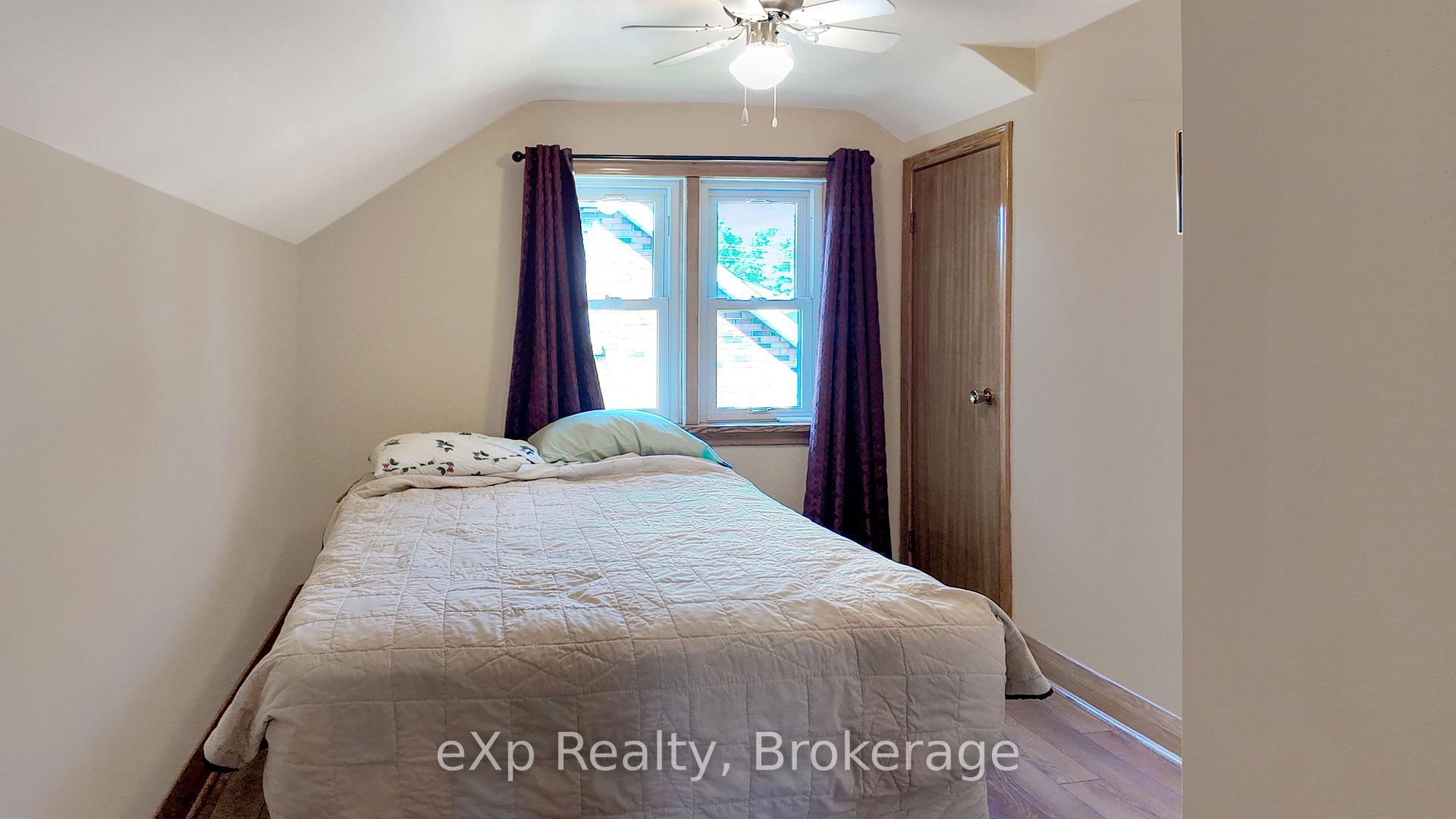 Photo 22 of 6 Johnstone Boulevard, Brockton — HOMEH