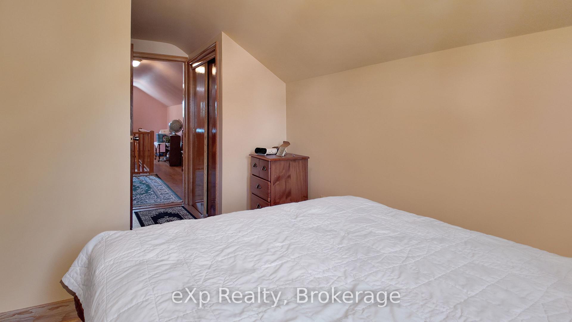 Photo 23 of 6 Johnstone Boulevard, Brockton — HOMEH