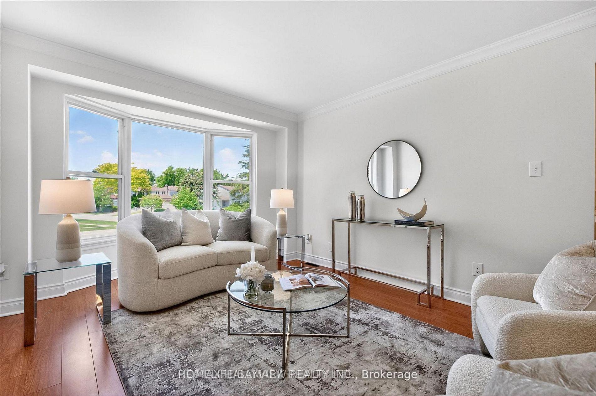 Photo 4 of Unit 13, 27 Hyde Park Court, Markham, German Mills — HOMEH