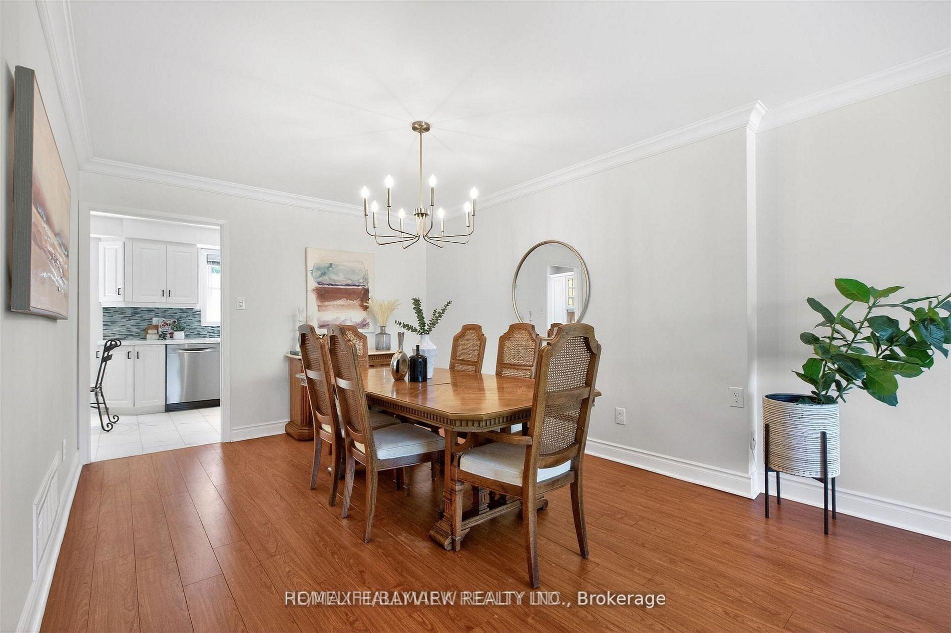 Photo 8 of Unit 13, 27 Hyde Park Court, Markham, German Mills — HOMEH