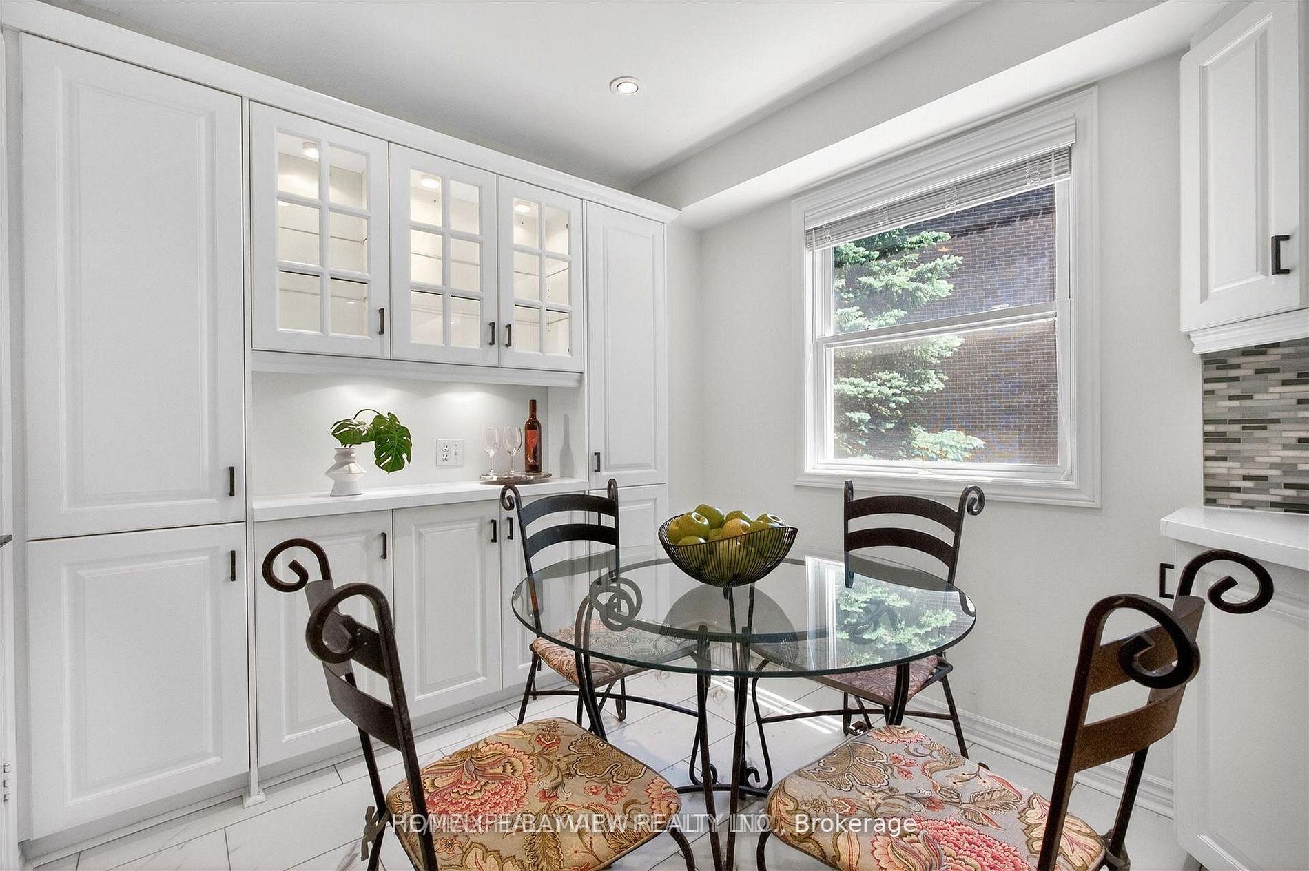 Photo 14 of Unit 13, 27 Hyde Park Court, Markham, German Mills — HOMEH