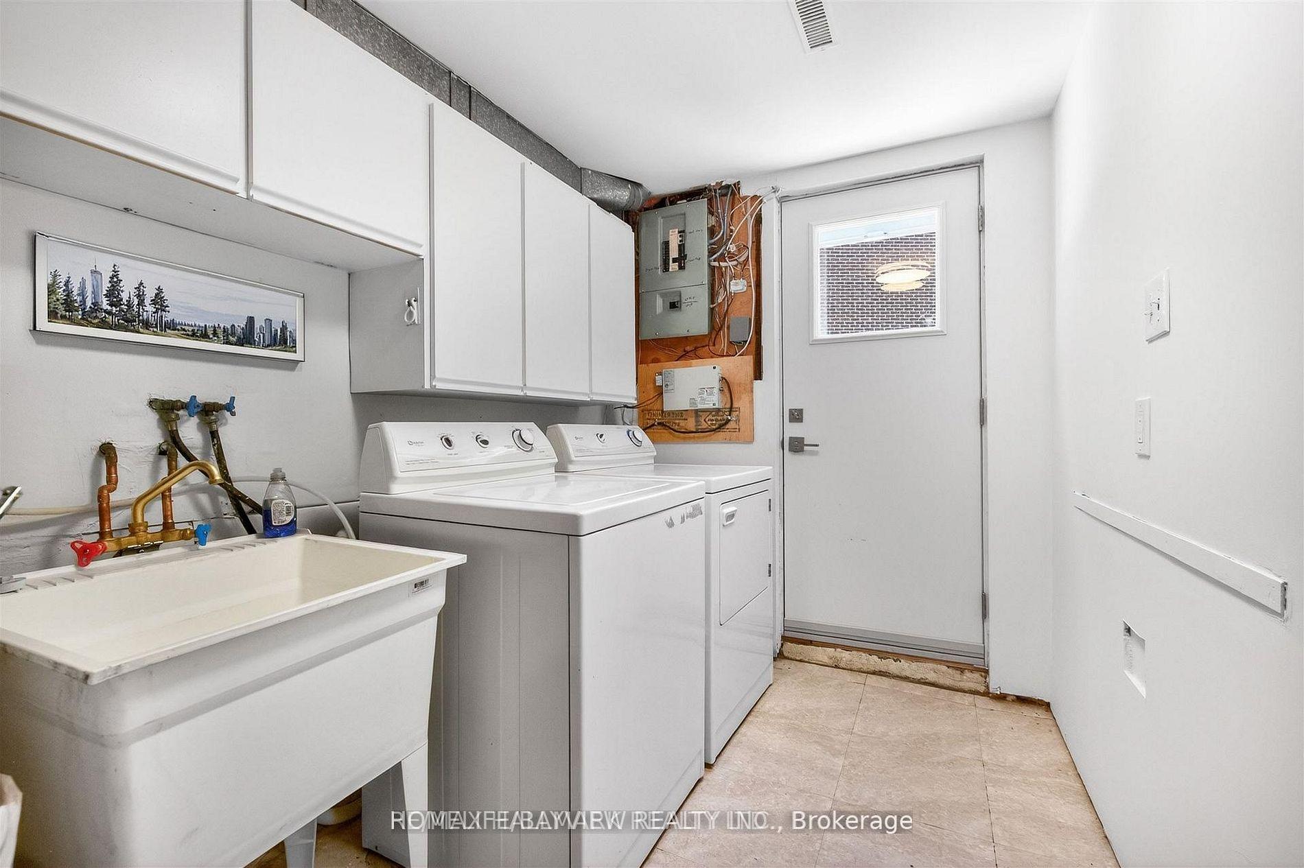 Photo 37 of Unit 13, 27 Hyde Park Court, Markham, German Mills — HOMEH