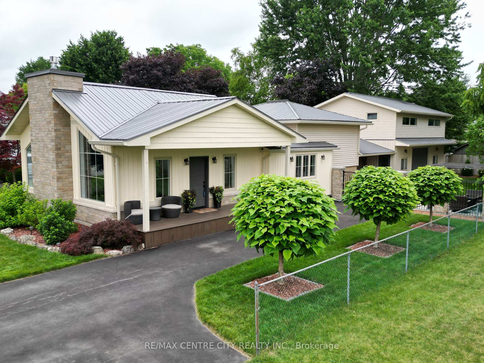 Photo 1 of 174 Ridge Street, Dutton/Dunwich, Dutton — HOMEH